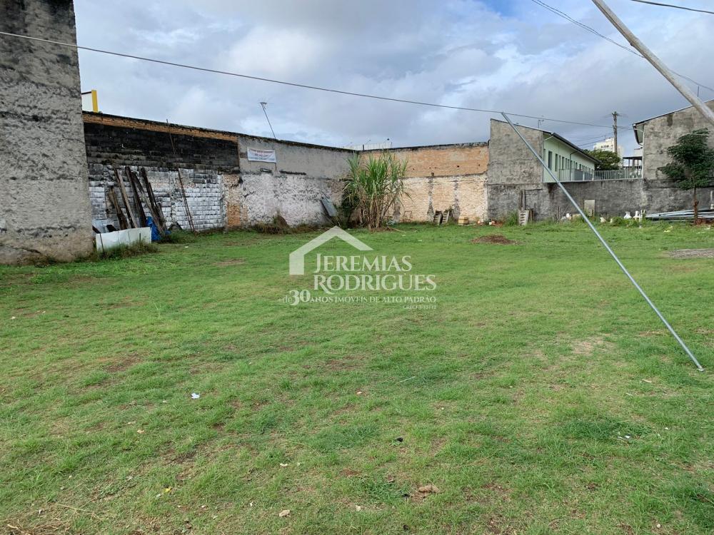 Alugar Terreno / Padr&atilde;o em Taubat&eacute; R$ 15.000,00 - Foto 3