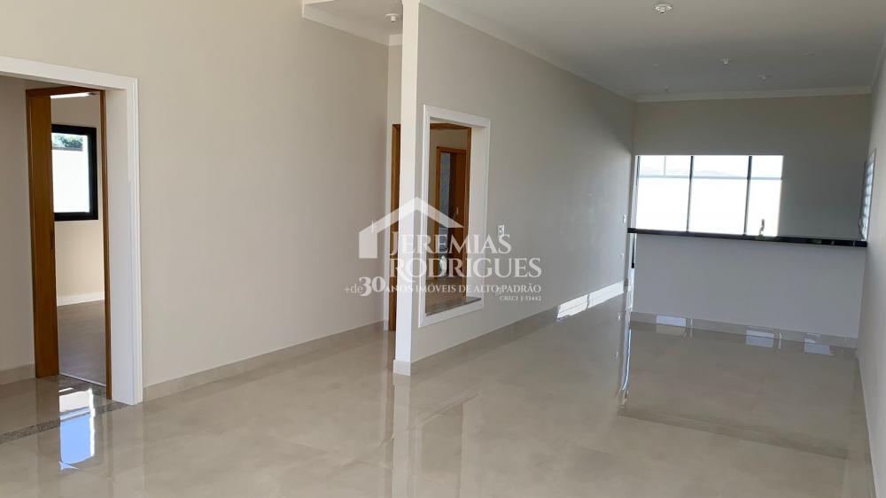 Comprar Casa / Condom&iacute;nio em Trememb&eacute; R$ 826.800,00 - Foto 2
