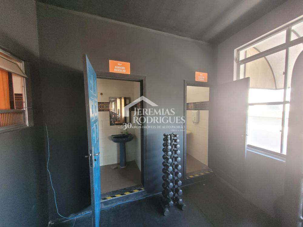 Alugar Comercial / Ponto Comercial em Pindamonhangaba R$ 17.000,00 - Foto 18