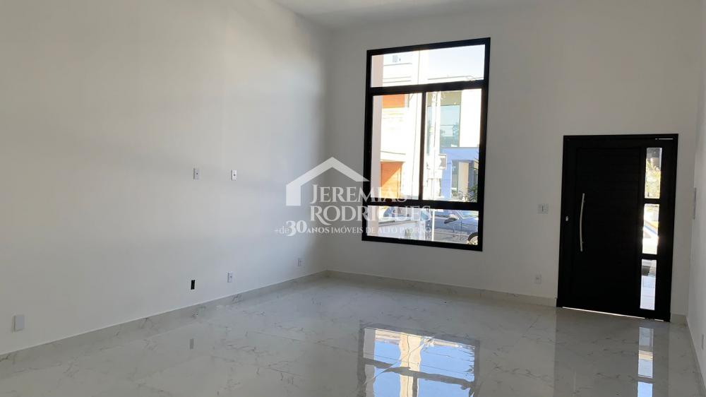 Comprar Casa / Condom&iacute;nio em Trememb&eacute; R$ 810.000,00 - Foto 1