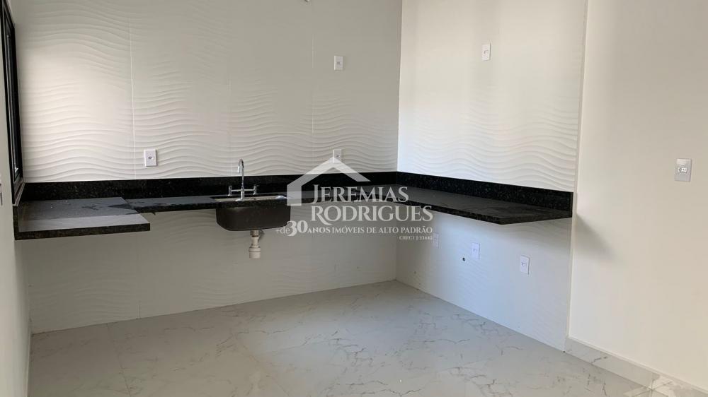 Comprar Casa / Condom&iacute;nio em Trememb&eacute; R$ 810.000,00 - Foto 3