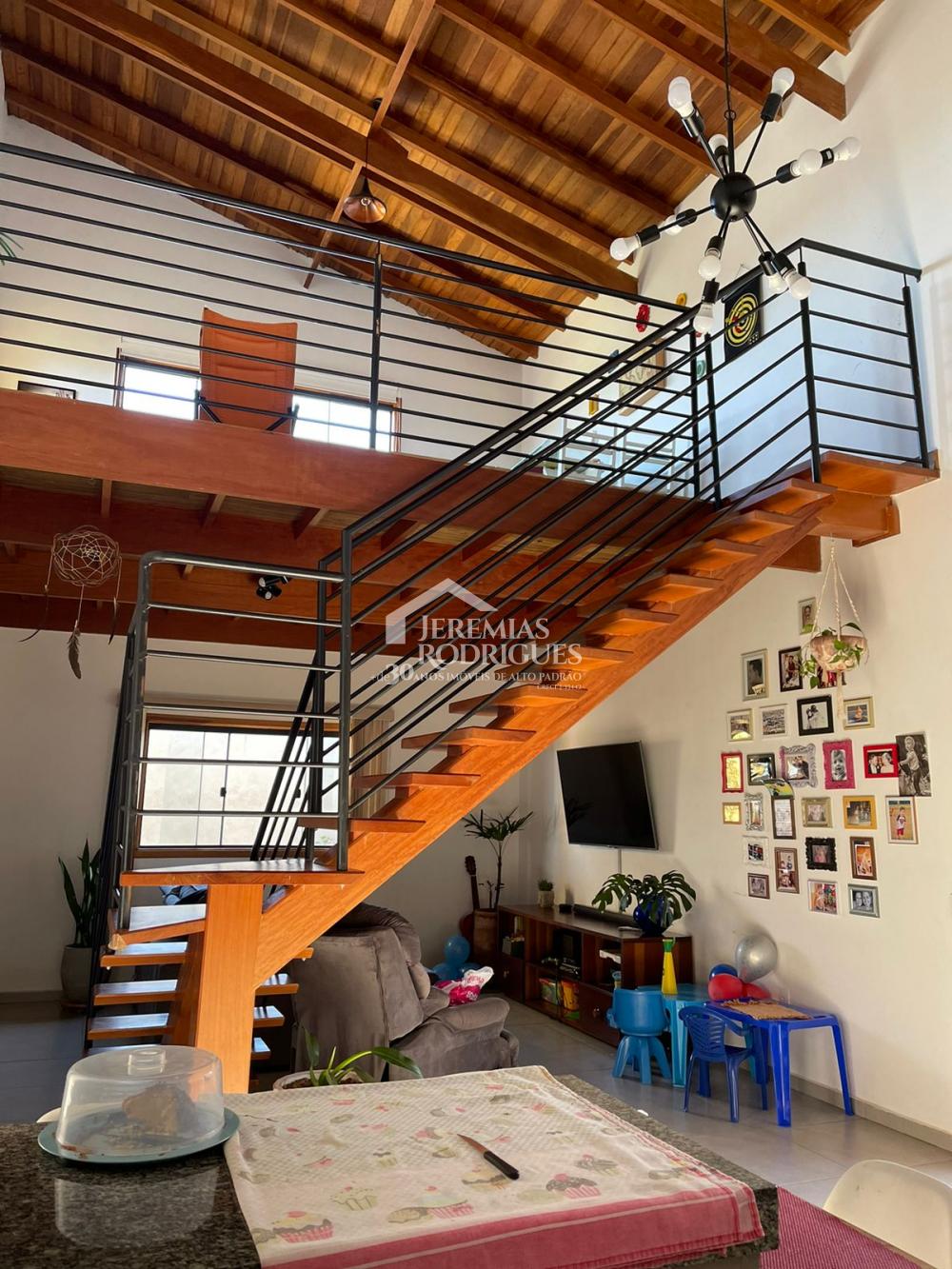 Comprar Casa / Padr&atilde;o em Taubat&eacute; R$ 675.000,00 - Foto 3