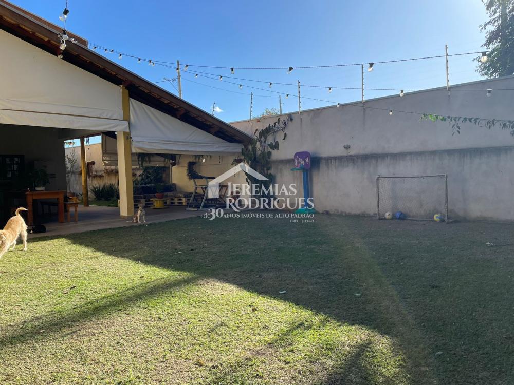 Comprar Casa / Padr&atilde;o em Taubat&eacute; R$ 675.000,00 - Foto 17