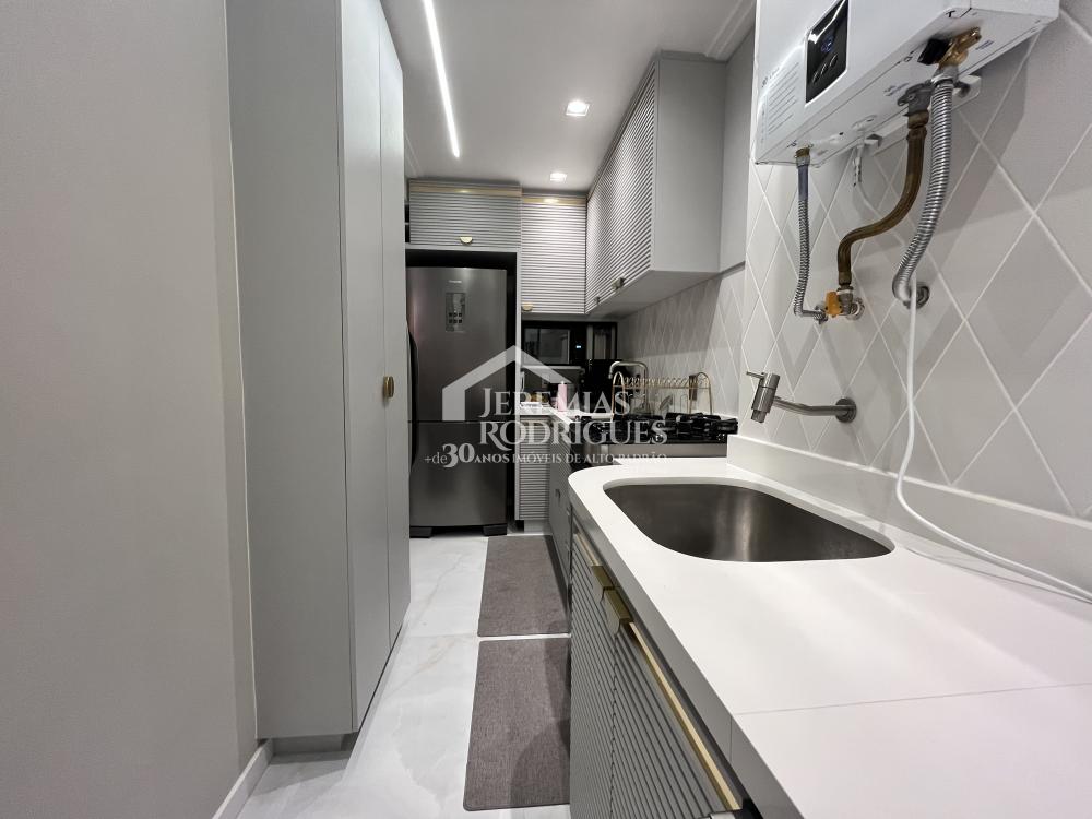 Comprar Apartamento / Padr&atilde;o em Taubat&eacute; R$ 750.000,00 - Foto 10