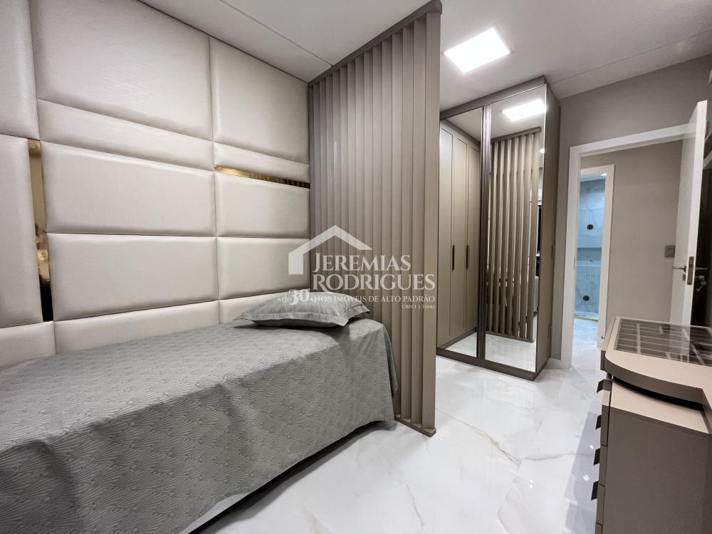 Comprar Apartamento / Padr&atilde;o em Taubat&eacute; R$ 750.000,00 - Foto 19
