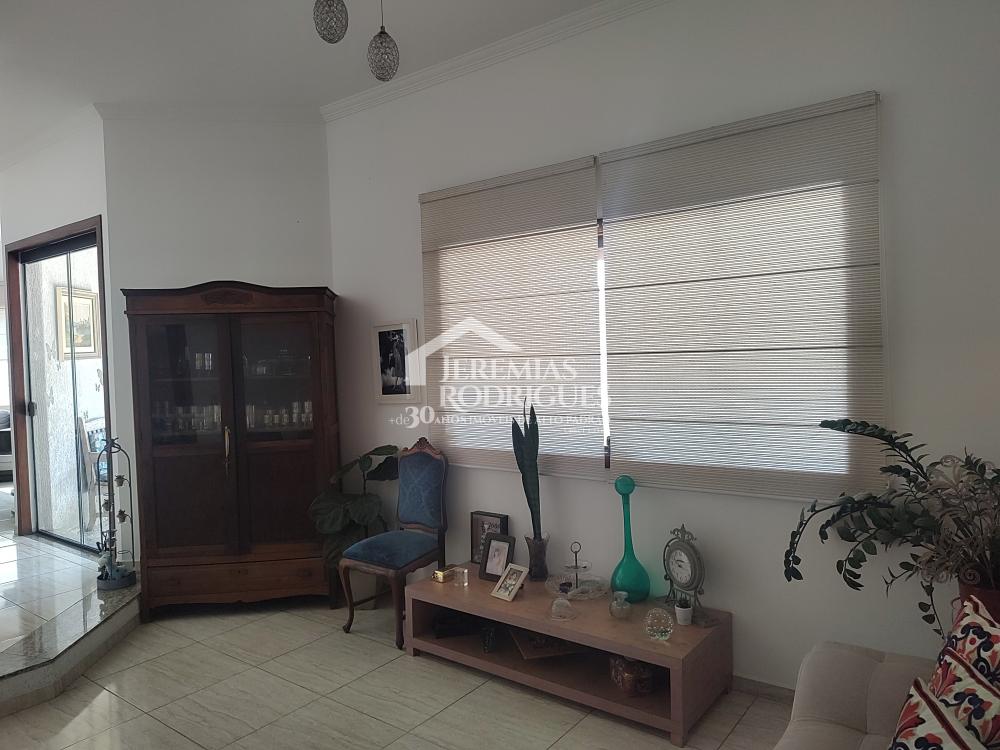 Comprar Casa / Padr&atilde;o em Taubat&eacute; R$ 2.500.000,00 - Foto 19