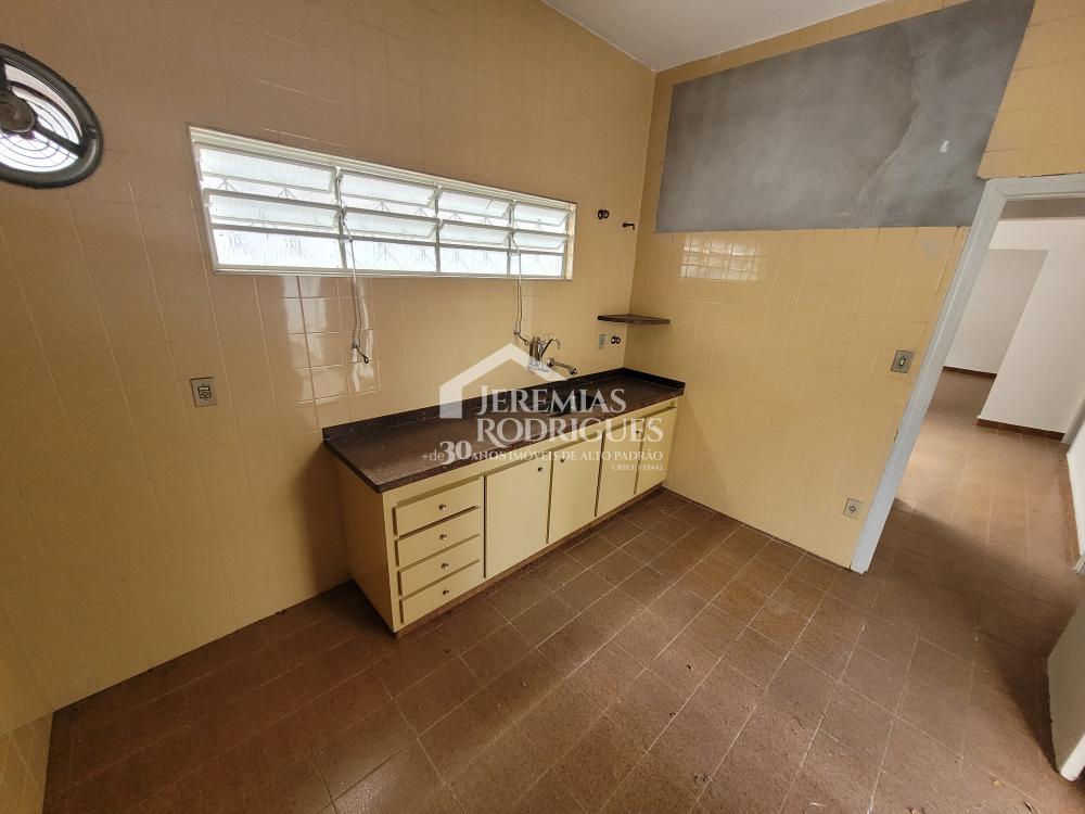 Comprar Casa / Padr&atilde;o em Pindamonhangaba R$ 600.000,00 - Foto 11