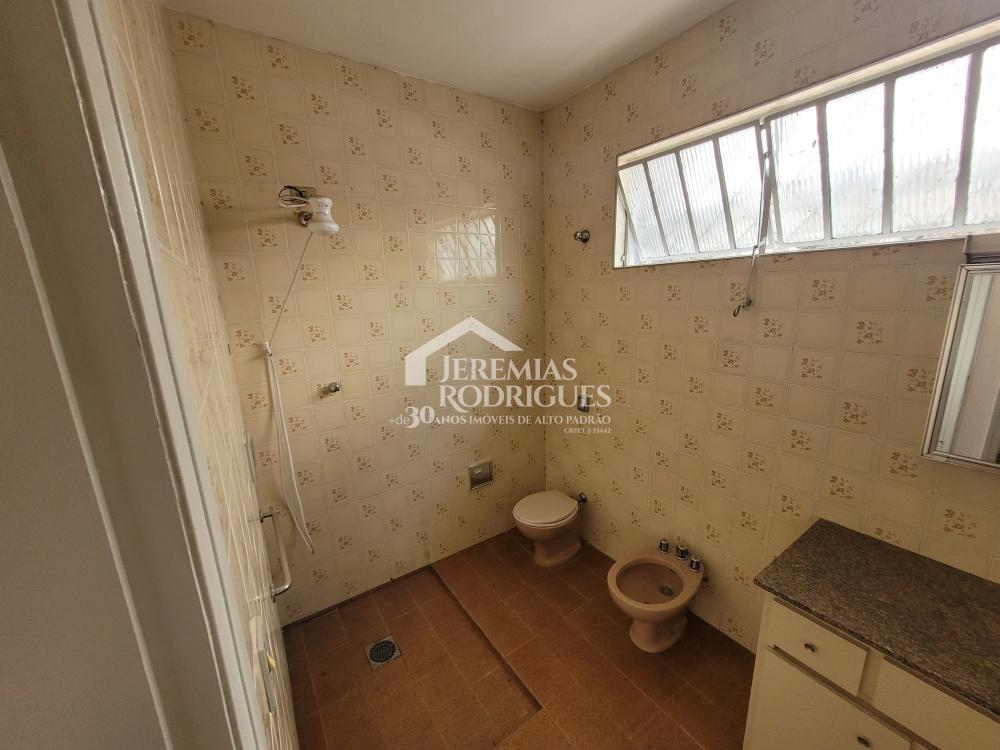 Comprar Casa / Padr&atilde;o em Pindamonhangaba R$ 600.000,00 - Foto 9