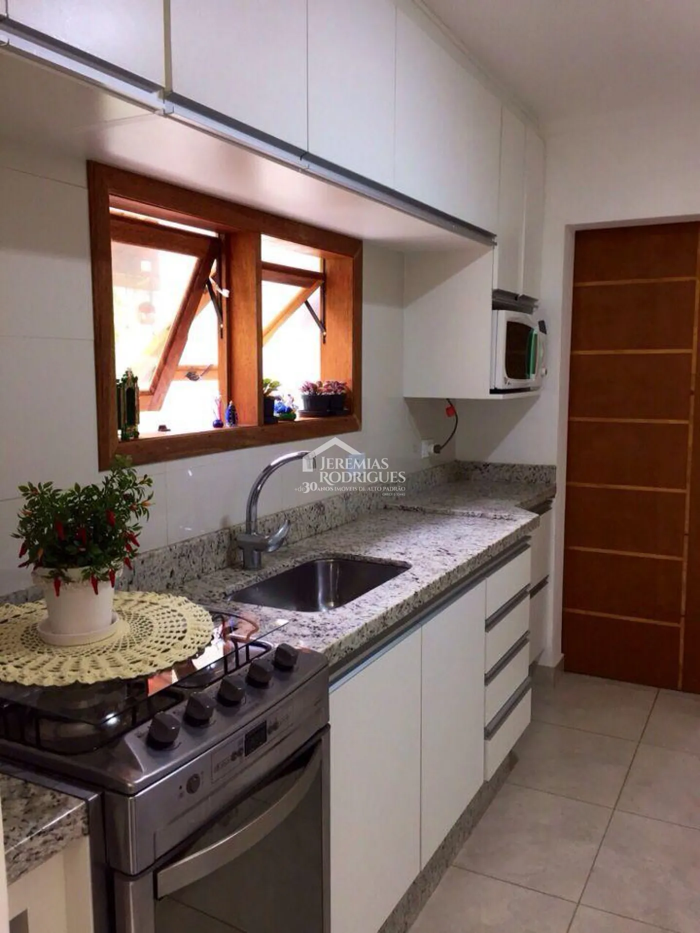 Comprar Casa / Condom&iacute;nio em Taubat&eacute; R$ 1.100.000,00 - Foto 5