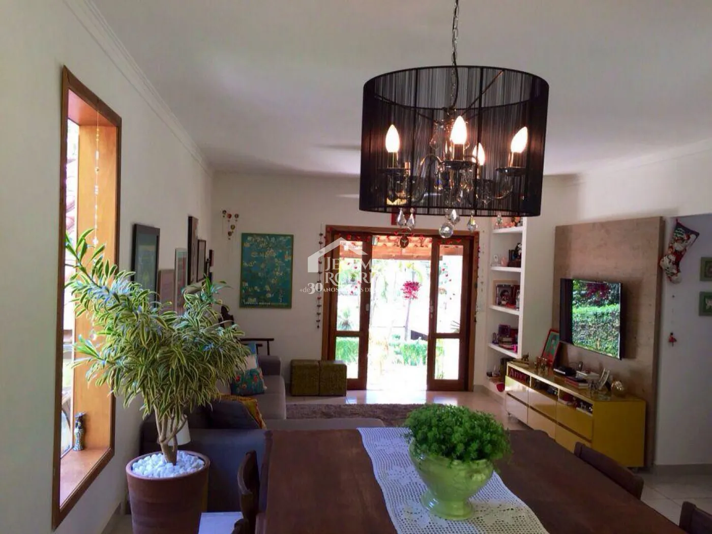 Comprar Casa / Condom&iacute;nio em Taubat&eacute; R$ 1.100.000,00 - Foto 2