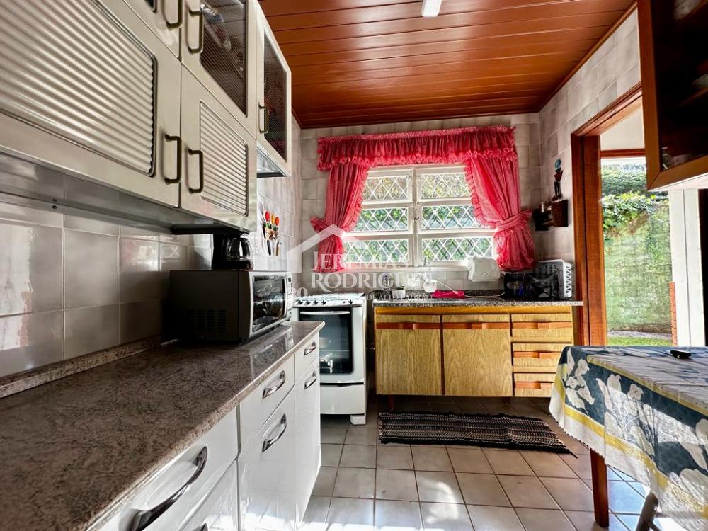 Comprar Casa / Condom&iacute;nio em Campos do Jord&atilde;o R$ 830.000,00 - Foto 3