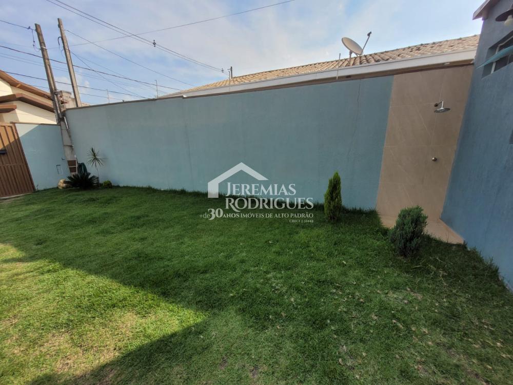 Comprar Casa / Padr&atilde;o em Taubat&eacute; R$ 850.000,00 - Foto 17