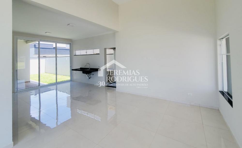 Comprar Casa / Condom&iacute;nio em Trememb&eacute; R$ 940.000,00 - Foto 3