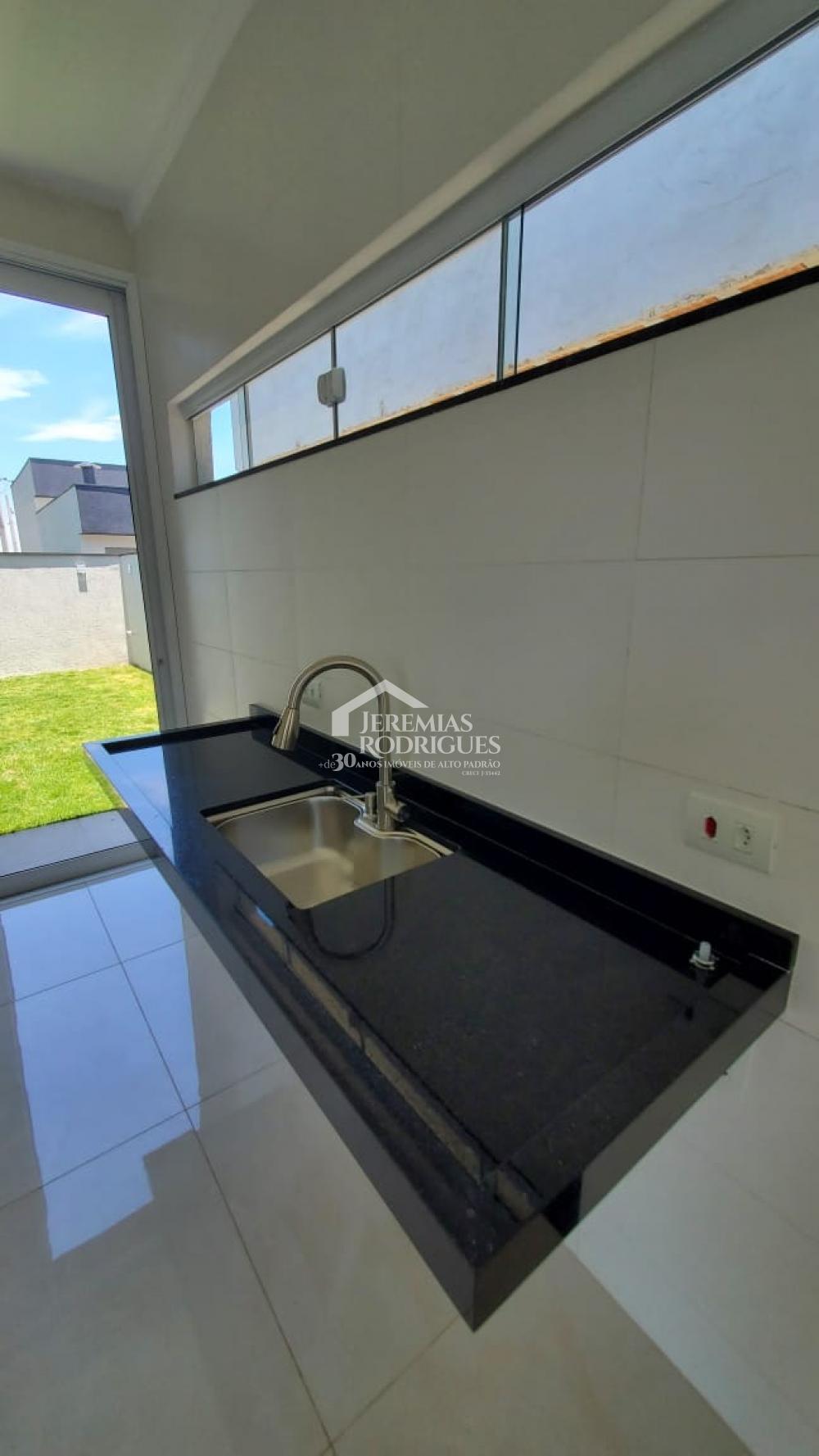 Comprar Casa / Condom&iacute;nio em Trememb&eacute; R$ 940.000,00 - Foto 5