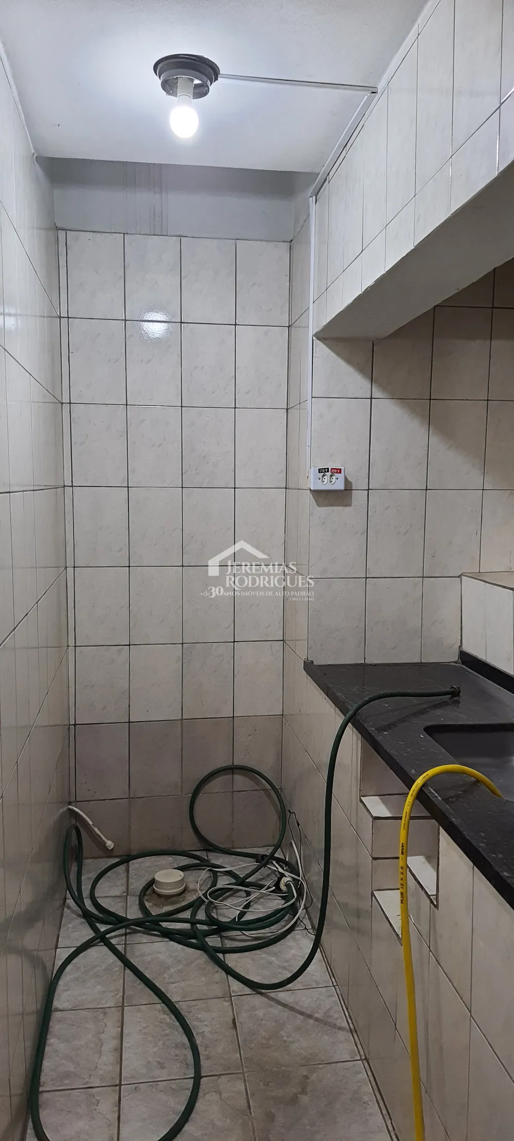 Alugar Comercial / Pr&eacute;dio em Taubat&eacute; R$ 20.000,00 - Foto 10