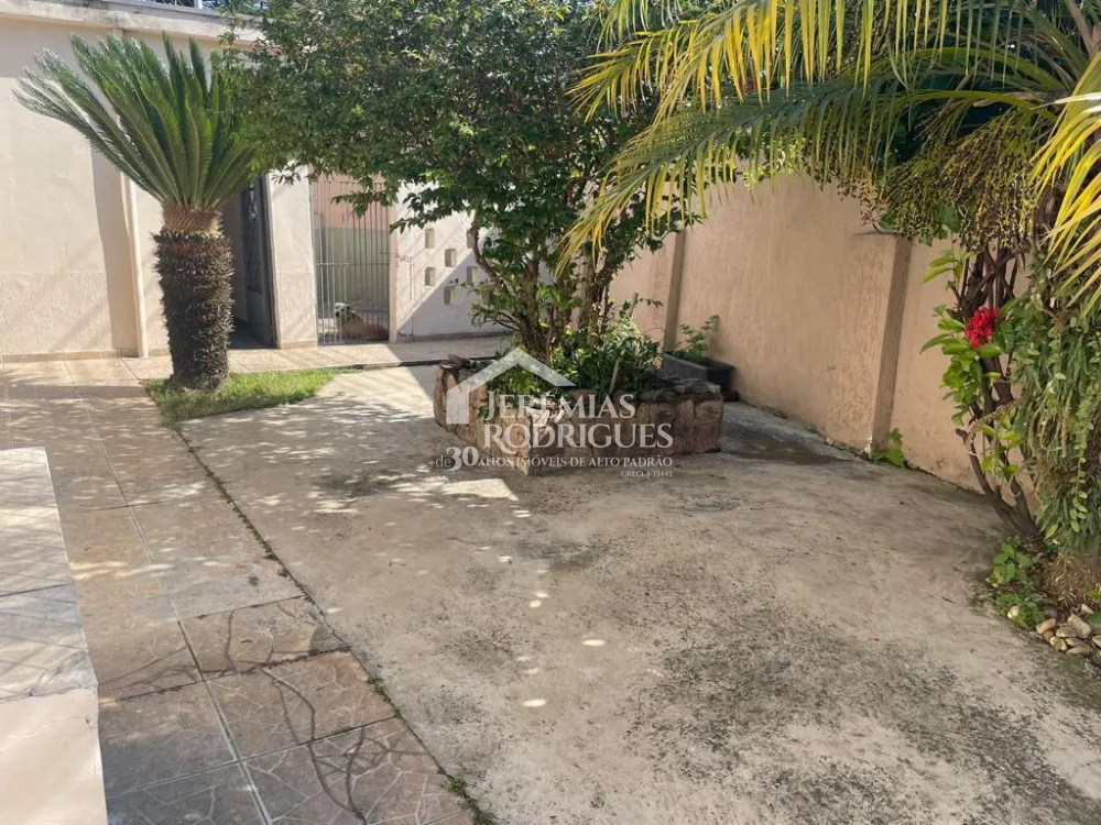 Comprar Casa / Padr&atilde;o em Taubat&eacute; R$ 750.000,00 - Foto 14