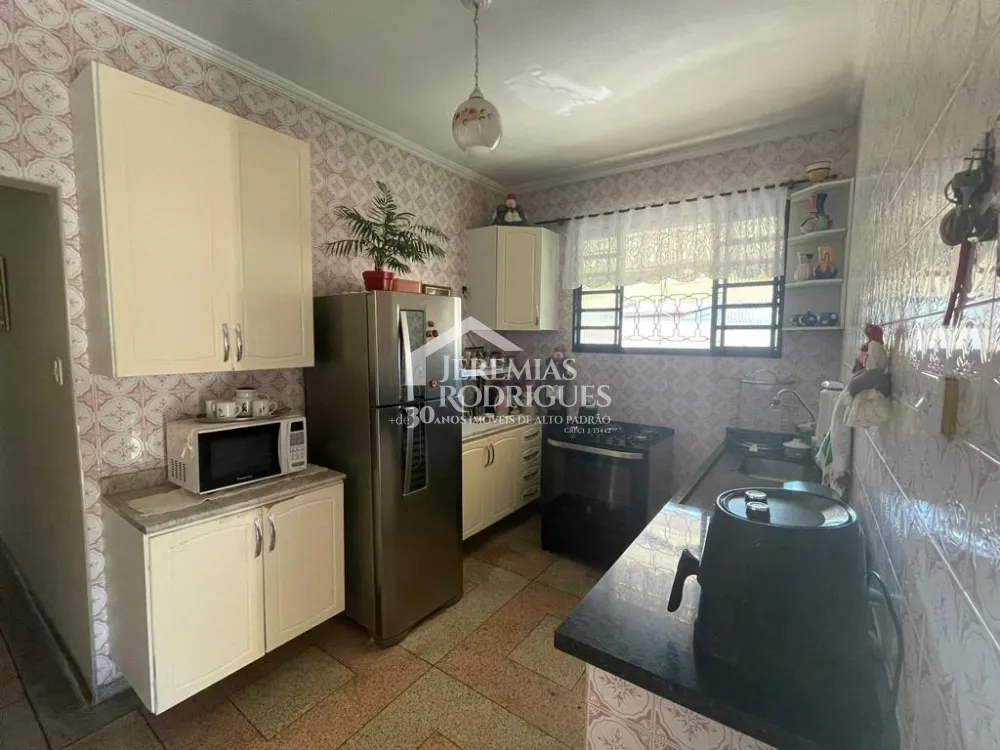 Comprar Casa / Padr&atilde;o em Taubat&eacute; R$ 750.000,00 - Foto 4