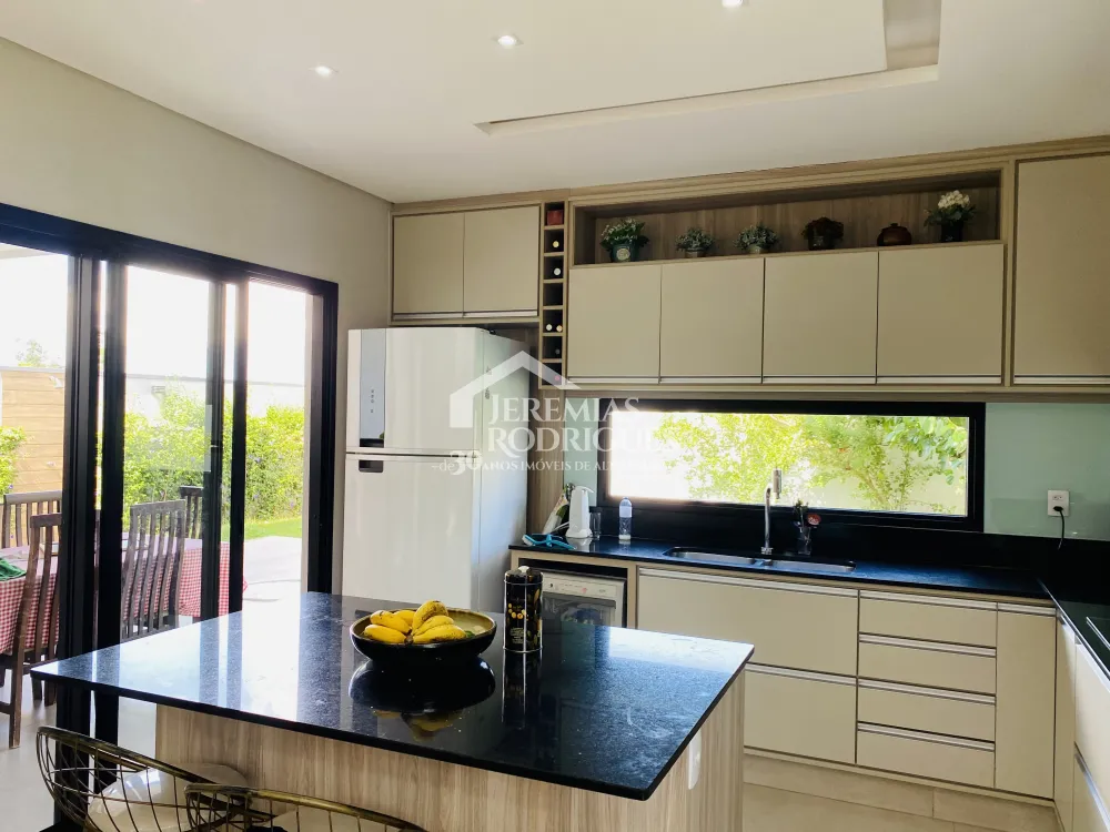 Comprar Casa / Condom&iacute;nio em Taubat&eacute; R$ 1.490.000,00 - Foto 3