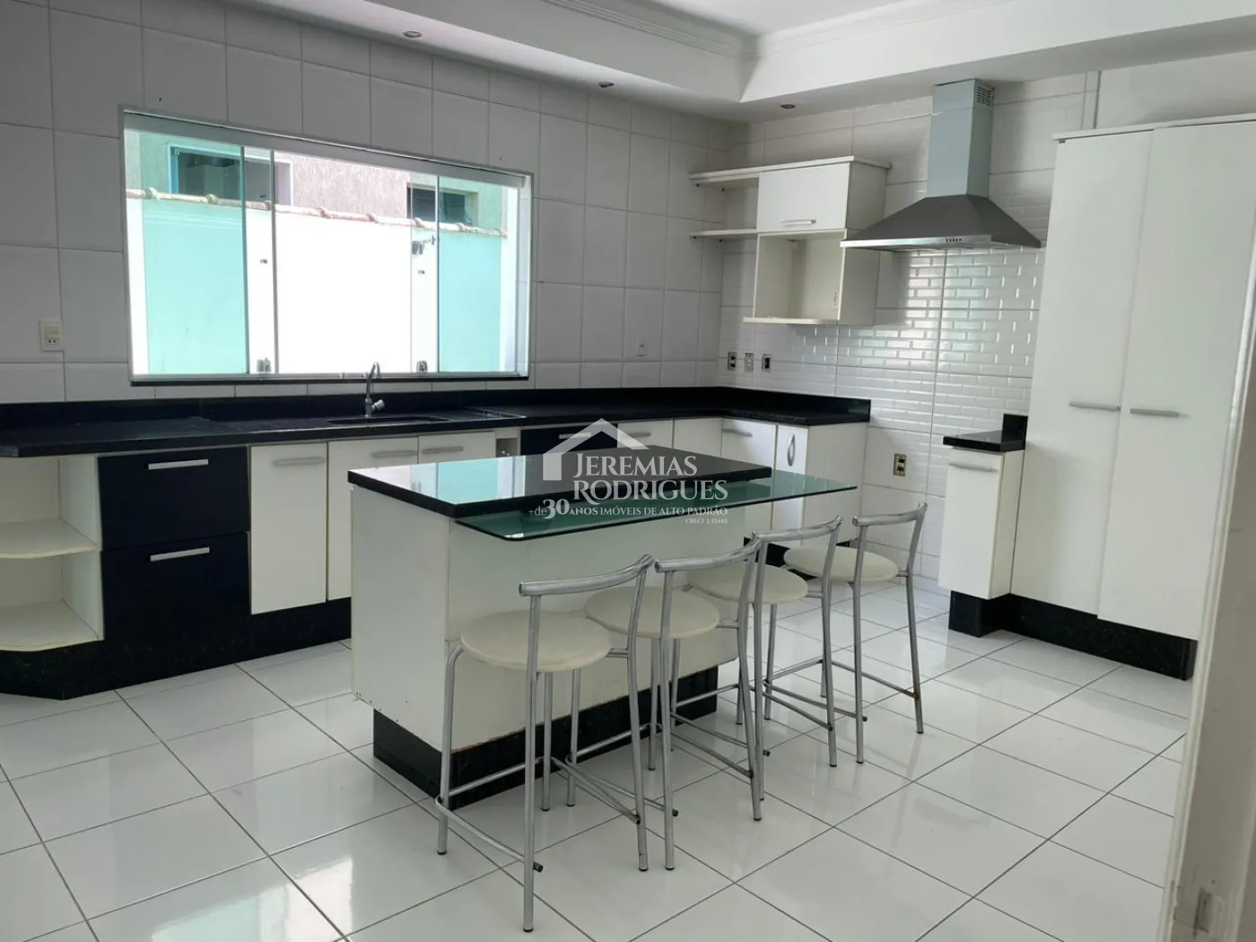 Alugar Casa / Condom&iacute;nio em Pindamonhangaba R$ 3.500,00 - Foto 5