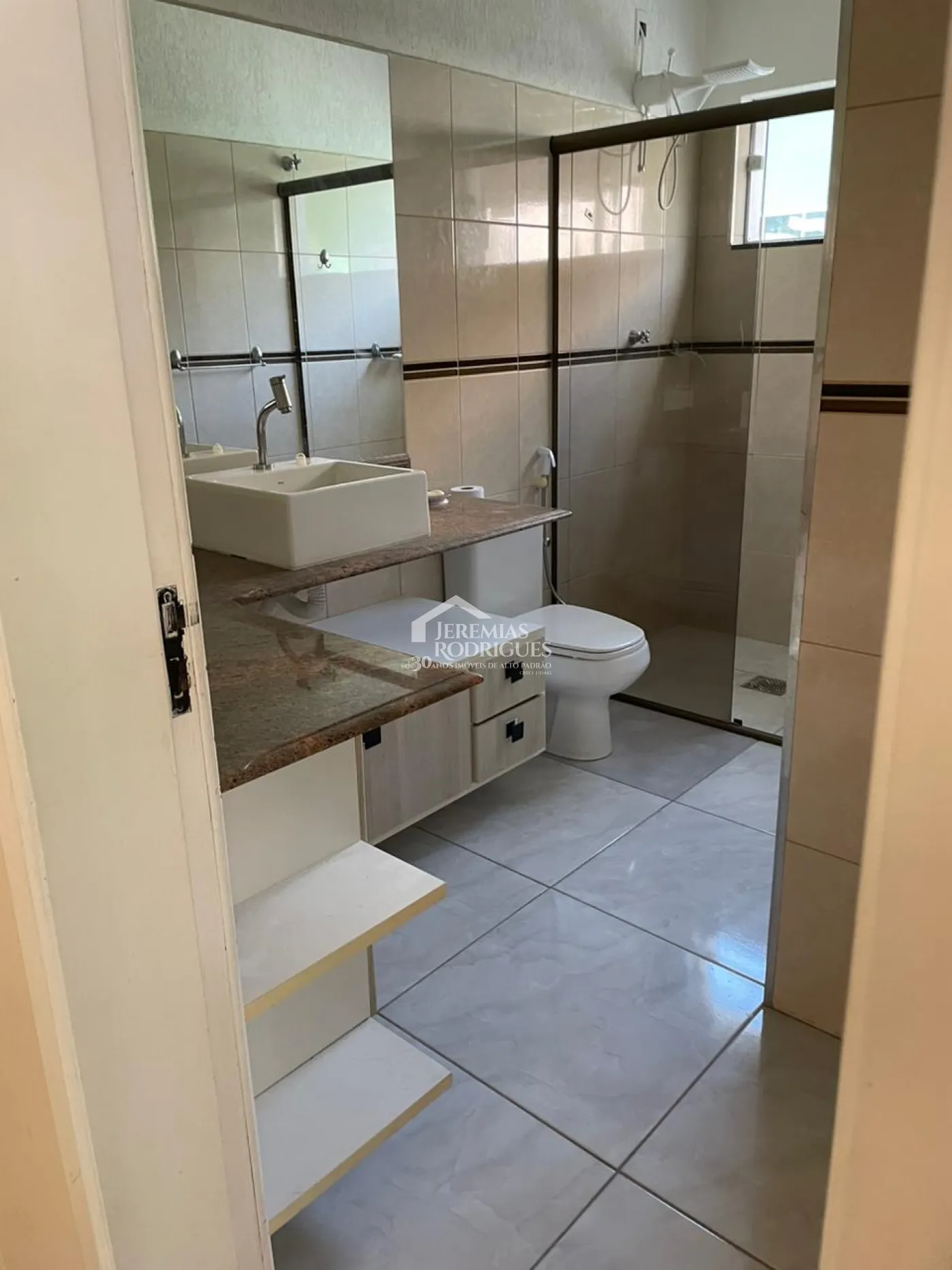 Alugar Casa / Condom&iacute;nio em Pindamonhangaba R$ 3.500,00 - Foto 14