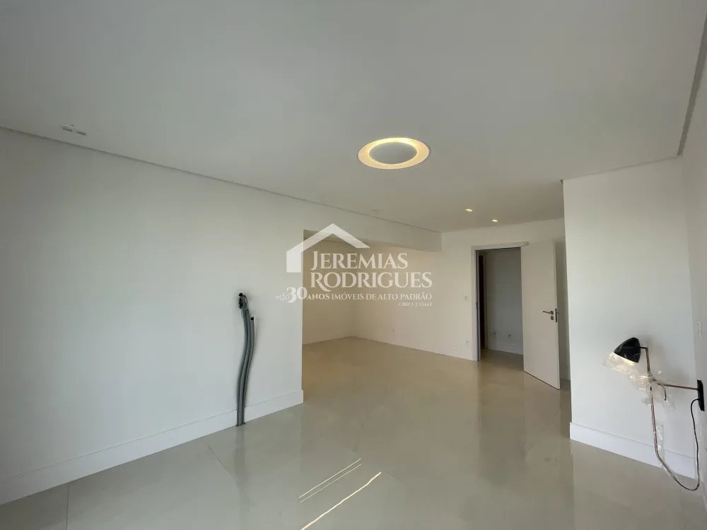 Comprar Apartamento / Padr&atilde;o em Taubat&eacute; R$ 1.750.000,00 - Foto 15