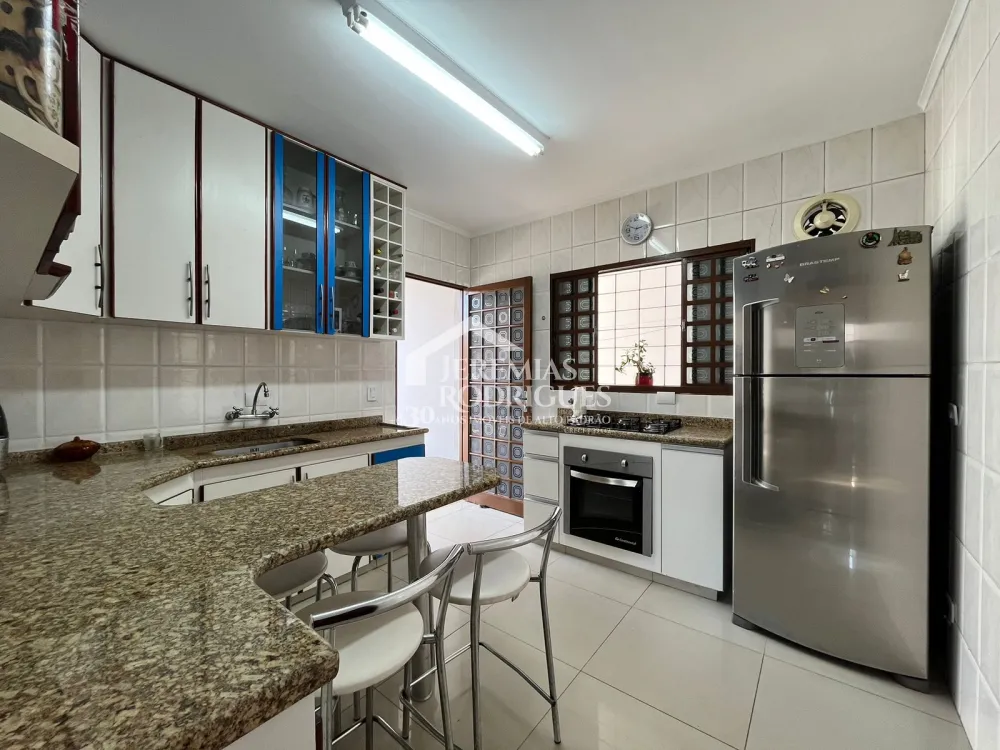 Comprar Casa / Sobrado em Taubat&eacute; R$ 1.540.000,00 - Foto 10