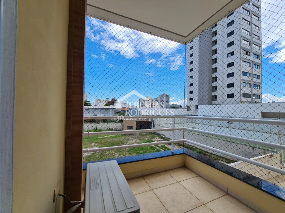 Comprar Apartamento / Padr&atilde;o em Taubat&eacute; R$ 990.000,00 - Foto 3