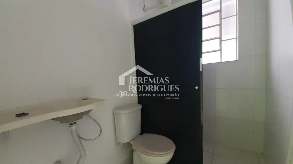 Alugar Comercial / Ponto Comercial em Taubat&eacute; R$ 4.200,00 - Foto 6