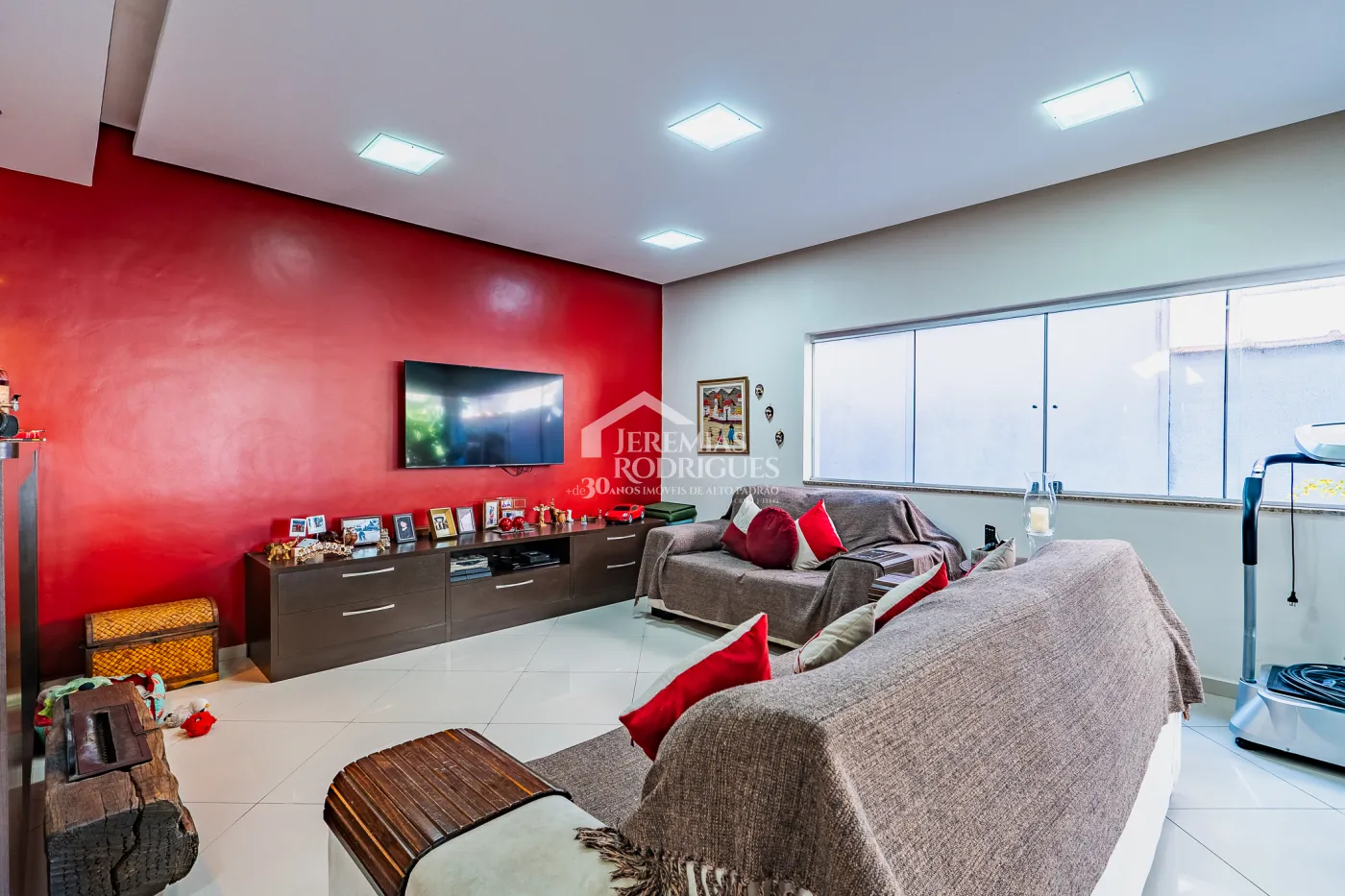 Alugar Casa / Condom&iacute;nio em Pindamonhangaba R$ 6.000,00 - Foto 10