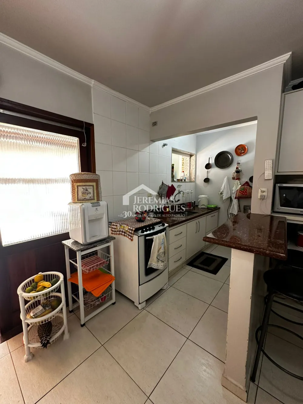 Comprar Casa / Padr&atilde;o em Taubat&eacute; R$ 1.800.000,00 - Foto 6