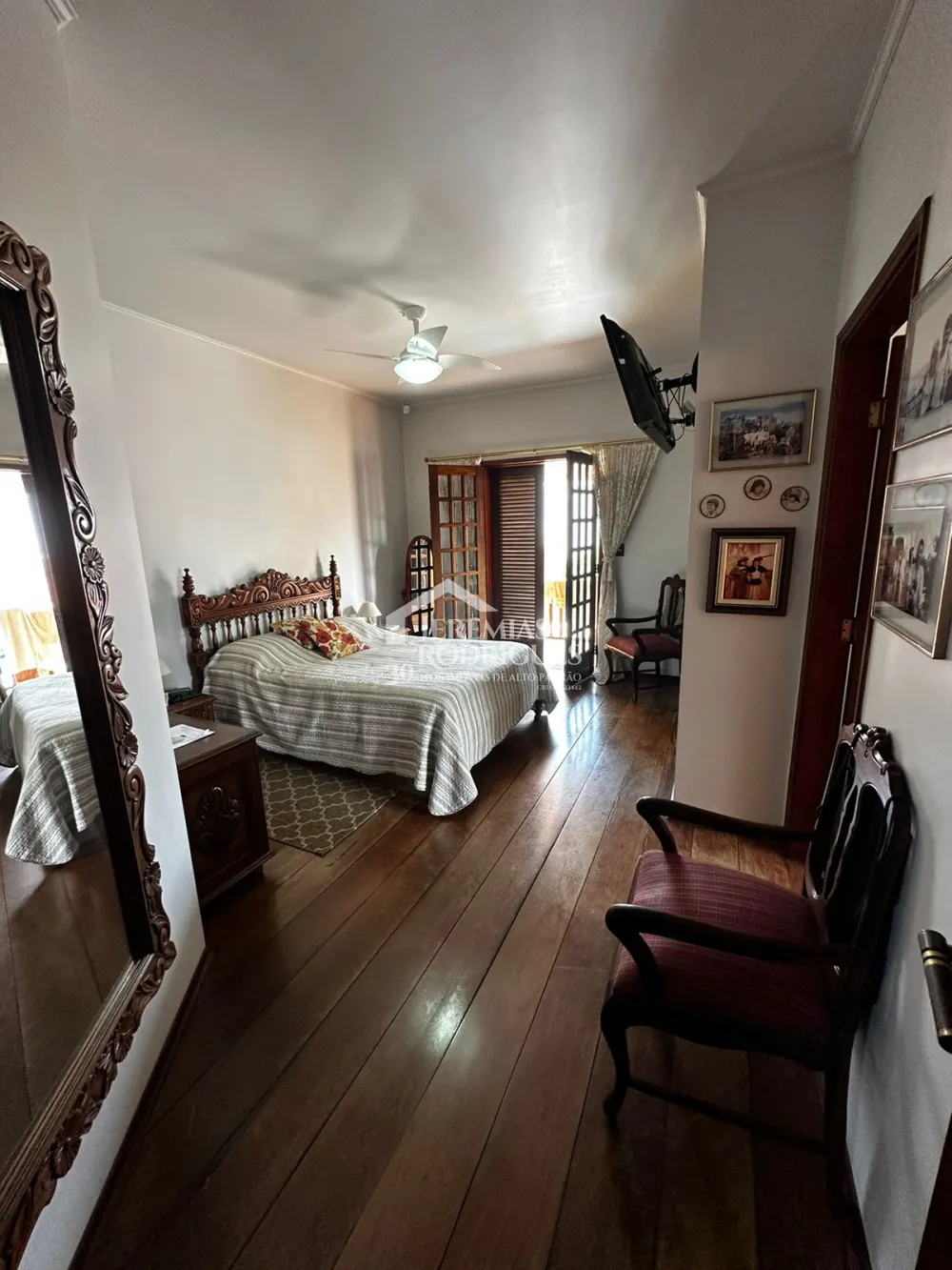 Comprar Casa / Padr&atilde;o em Taubat&eacute; R$ 1.800.000,00 - Foto 16