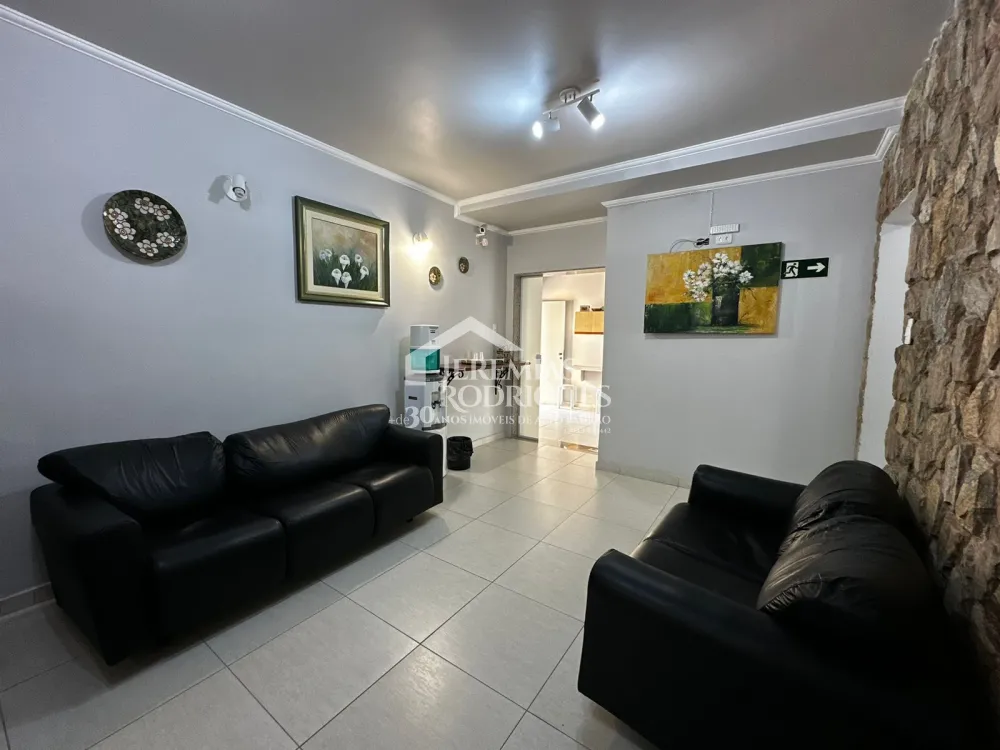 Comprar Casa / Padr&atilde;o em Taubat&eacute; R$ 1.800.000,00 - Foto 13