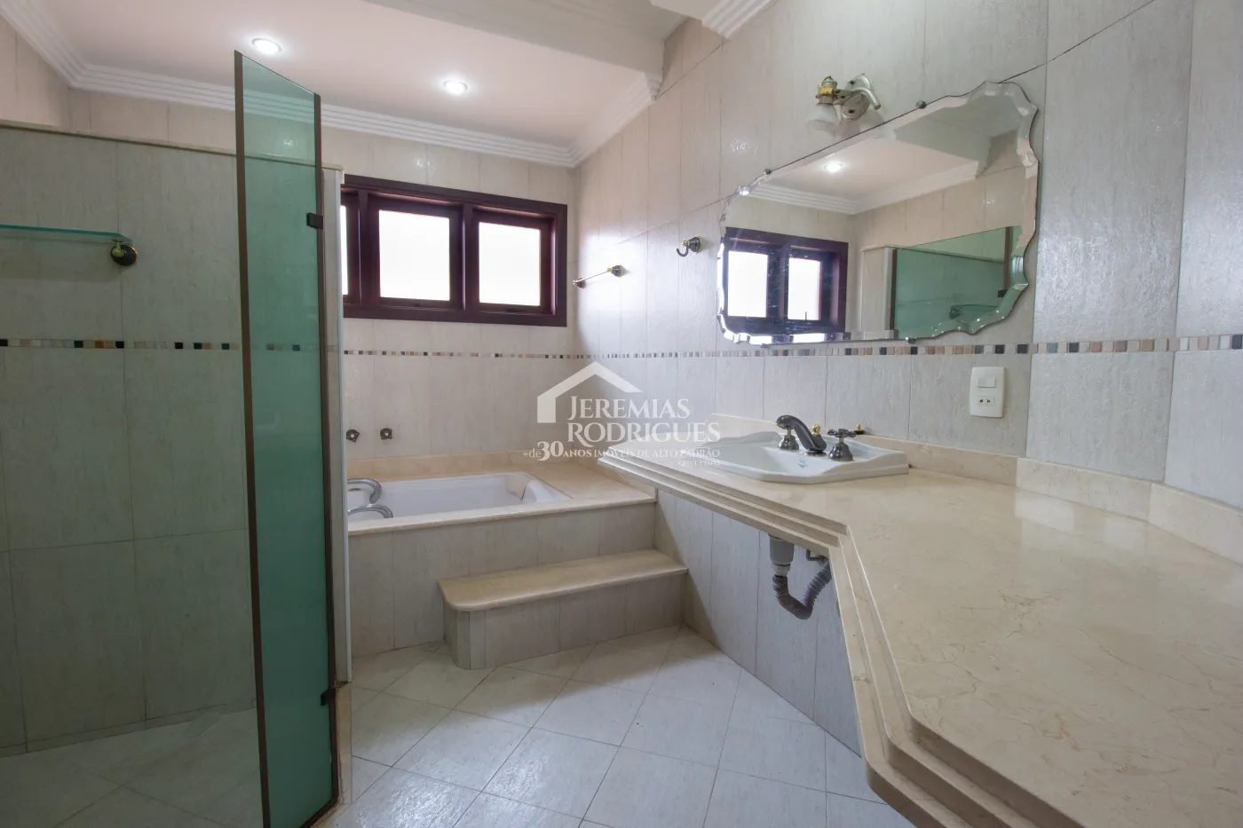 Alugar Casa / Condom&iacute;nio em Pindamonhangaba R$ 6.900,00 - Foto 14