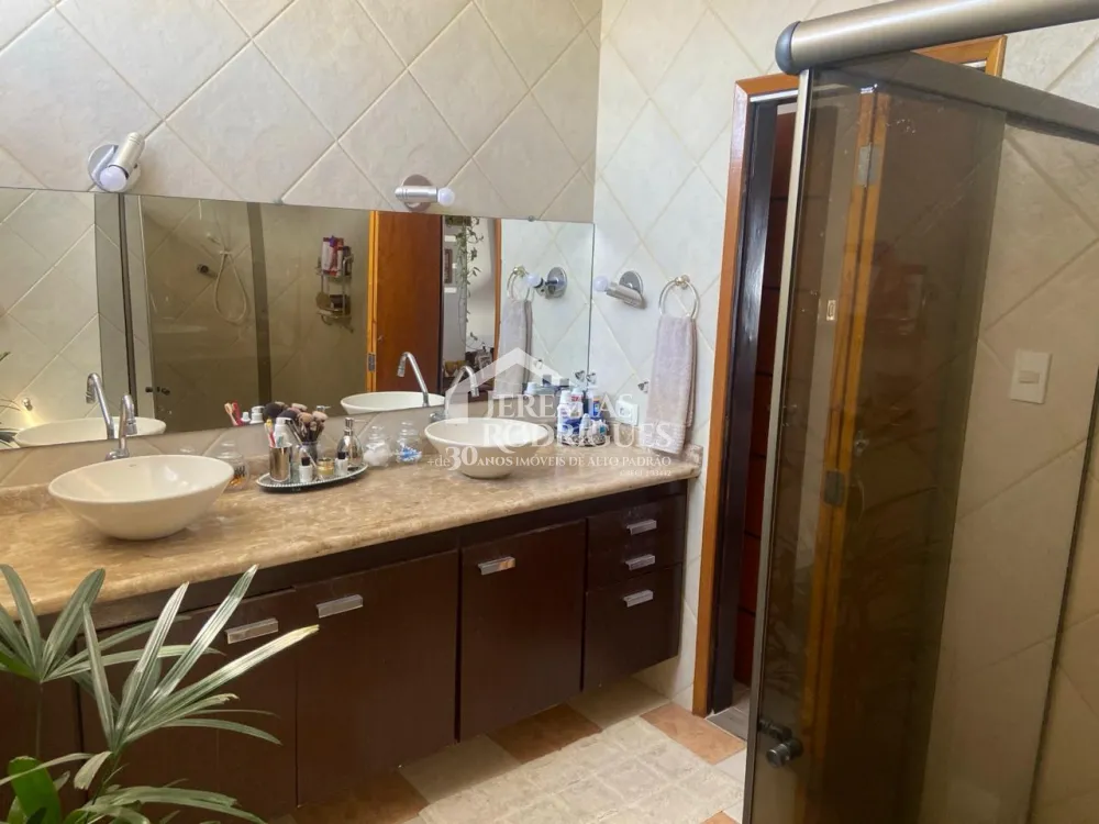 Comprar Casa / Padr&atilde;o em Taubat&eacute; R$ 1.600.000,00 - Foto 23