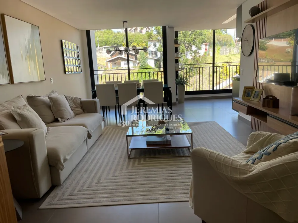 Comprar Apartamento / Duplex em Campos do Jord&atilde;o R$ 1.700.000,00 - Foto 1