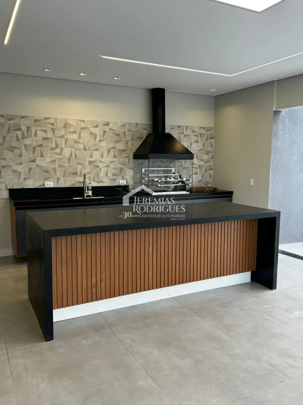 Comprar Casa / Condom&iacute;nio em Taubat&eacute; R$ 2.000.000,00 - Foto 5