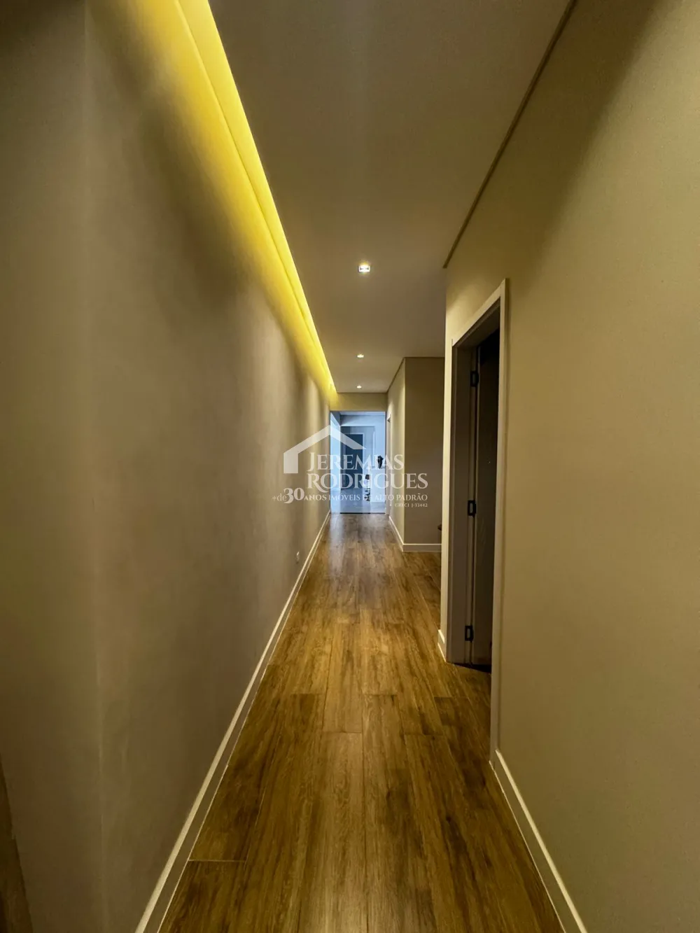 Comprar Casa / Condom&iacute;nio em Taubat&eacute; R$ 2.000.000,00 - Foto 7