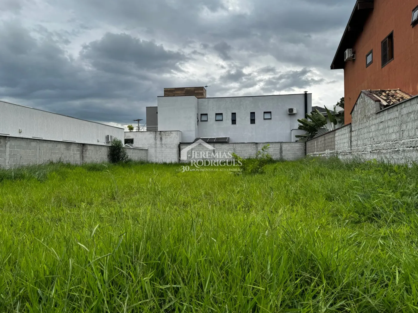Comprar Terreno / Condom&iacute;nio em Pindamonhangaba R$ 420.000,00 - Foto 1