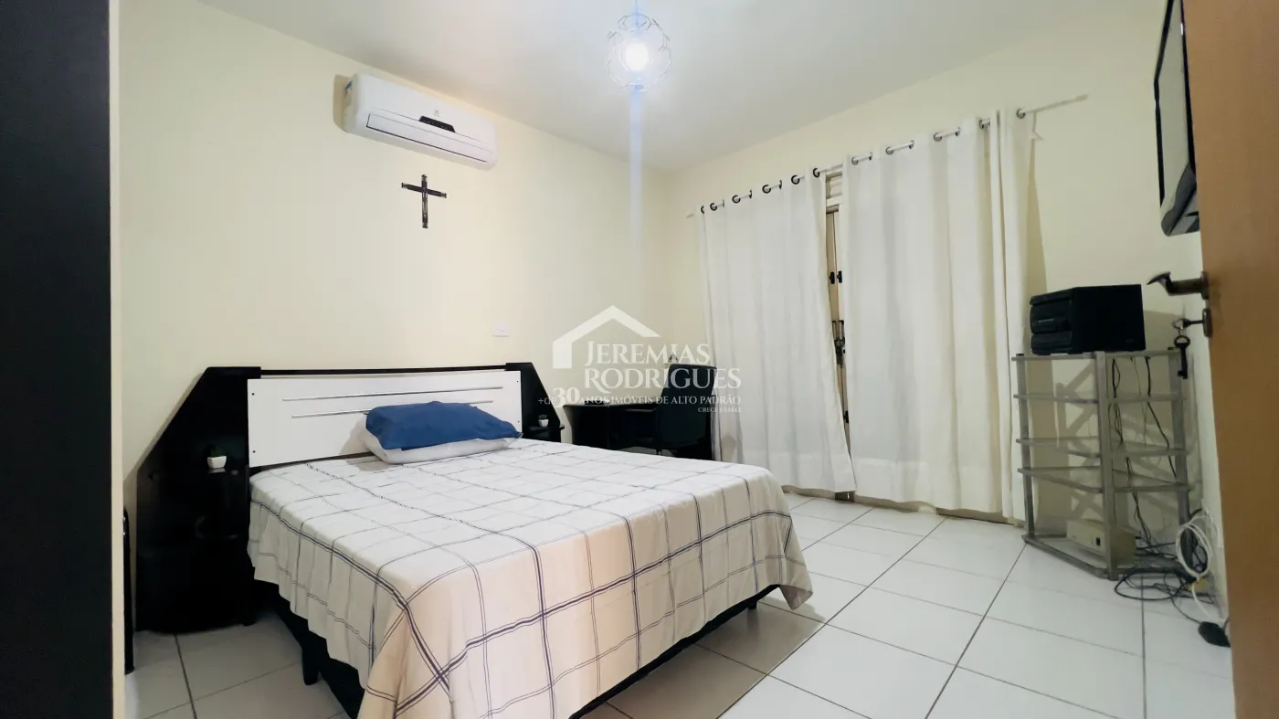 Alugar Casa / Condom&iacute;nio em Taubat&eacute; R$ 8.000,00 - Foto 6