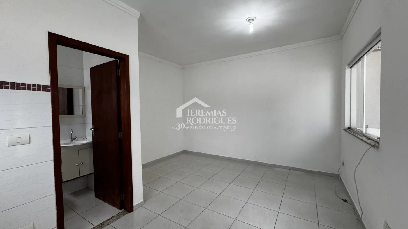 Alugar Casa / Condom&iacute;nio em Pindamonhangaba R$ 4.800,00 - Foto 6