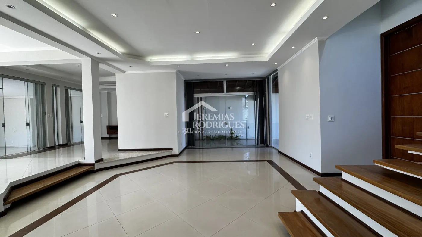 Alugar Casa / Condom&iacute;nio em Pindamonhangaba R$ 7.000,00 - Foto 2