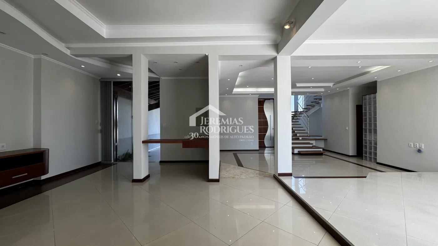 Alugar Casa / Condom&iacute;nio em Pindamonhangaba R$ 7.000,00 - Foto 8