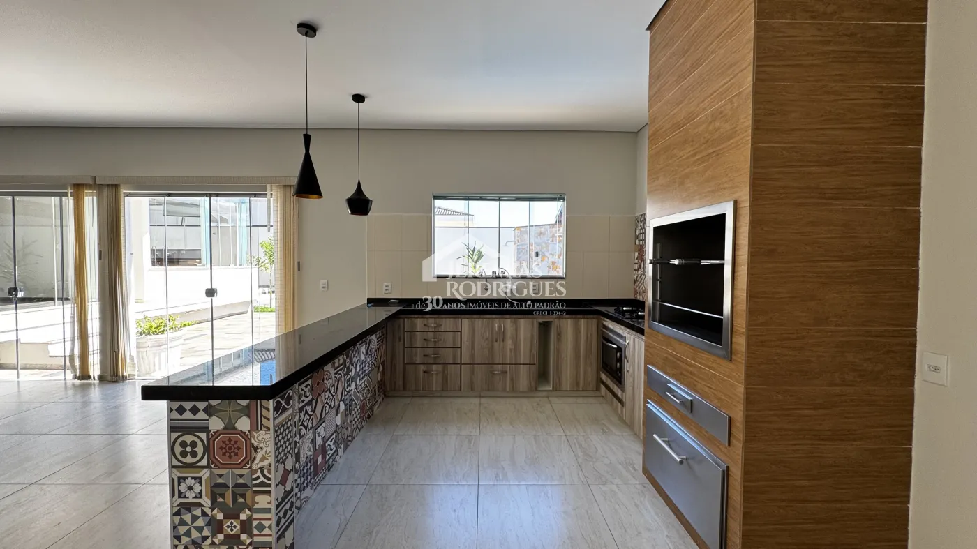 Alugar Casa / Condom&iacute;nio em Pindamonhangaba R$ 7.000,00 - Foto 23