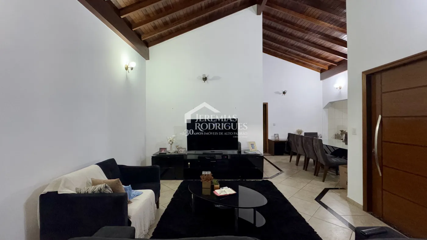 Comprar Casa / Condom&iacute;nio em Pindamonhangaba R$ 1.200.000,00 - Foto 2