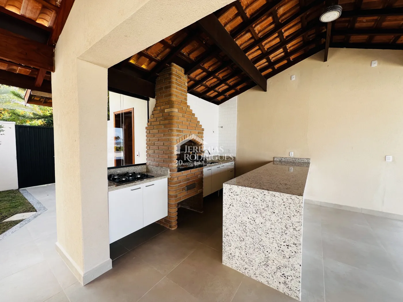 Alugar Casa / Condom&iacute;nio em Taubat&eacute; R$ 15.000,00 - Foto 31