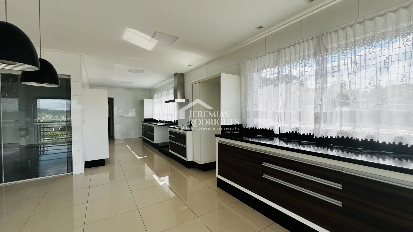 Alugar Casa / Condom&iacute;nio em Taubat&eacute; R$ 15.000,00 - Foto 8