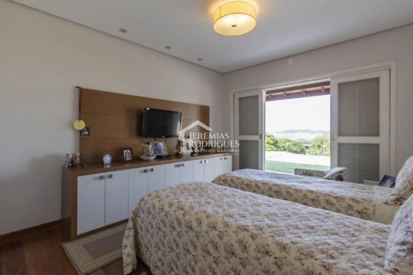 Alugar Casa / Condom&iacute;nio em Taubat&eacute; R$ 15.000,00 - Foto 28