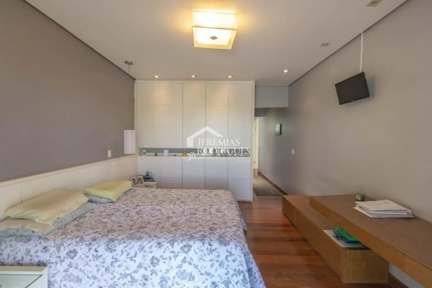 Alugar Casa / Condom&iacute;nio em Taubat&eacute; R$ 15.000,00 - Foto 16