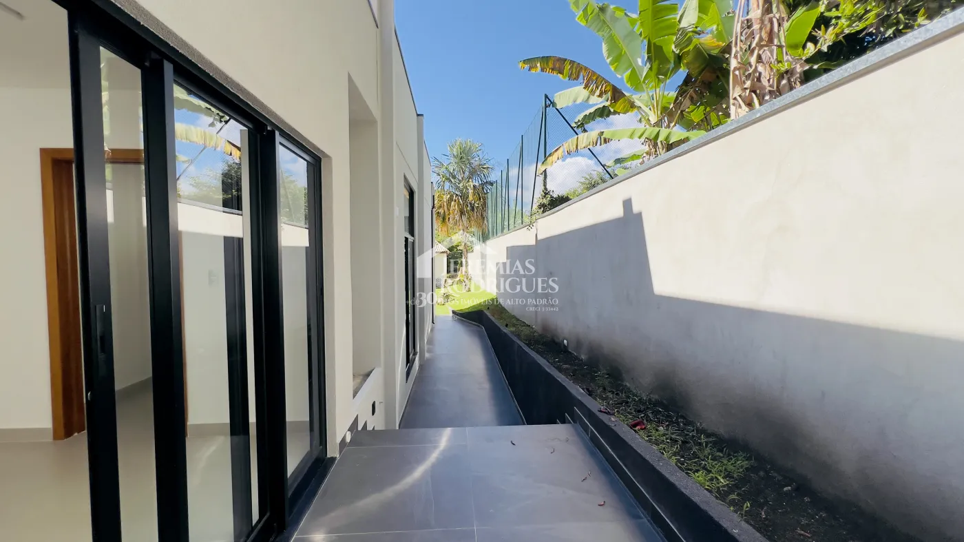 Comprar Casa / Condom&iacute;nio em Taubat&eacute; R$ 2.800.000,00 - Foto 22