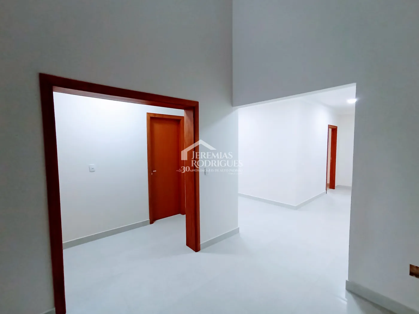 Comprar Casa / Condom&iacute;nio em Taubat&eacute; R$ 2.300.000,00 - Foto 9